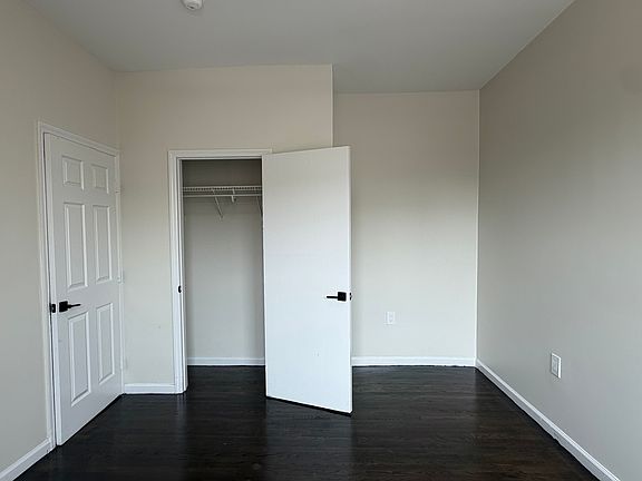 5th image of 168 N Grove St #205