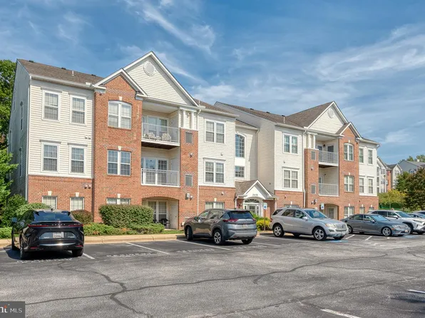 2410 Chestnut Terrace Ct Unit 201, Odenton, MD 21113