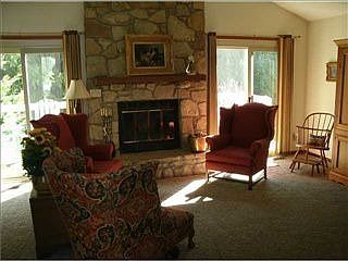 5th image of 6959 Arjay Dr