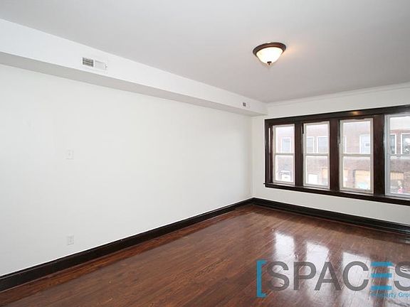 4th image of 2453 N Milwaukee Ave #2