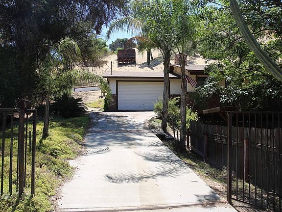 5th image of 10318 La Canada Way