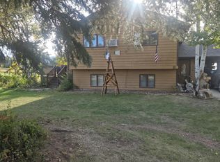 8 Airway Dr, Sheridan, WY 82801