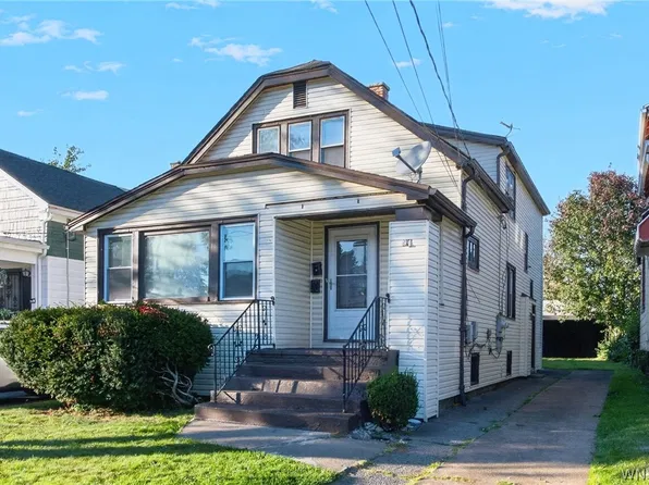 94 Manhart St, Buffalo, NY 14215