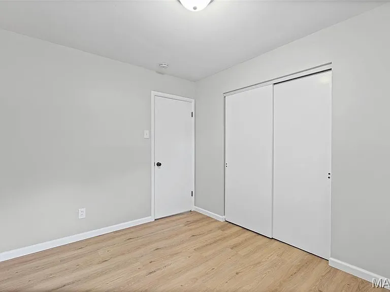 404 Spring Meadows Dr — Photo 19