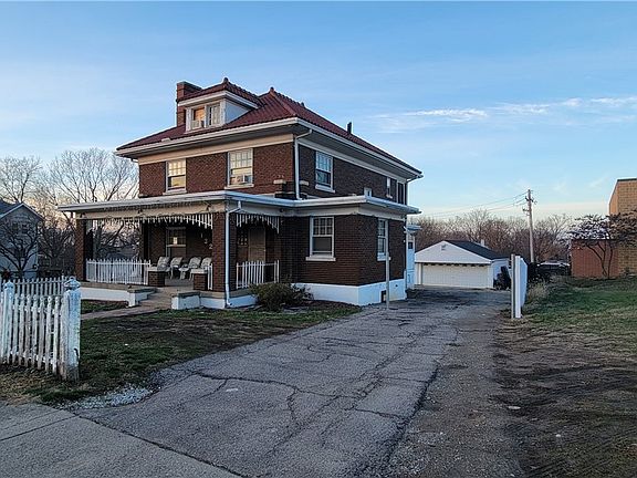 2nd image of 1327 Huffman Ave