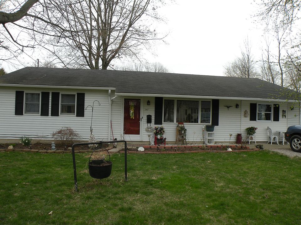 Front of house facing street