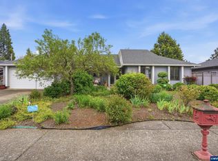 342 McLaughlin Dr, Woodburn, OR 97071