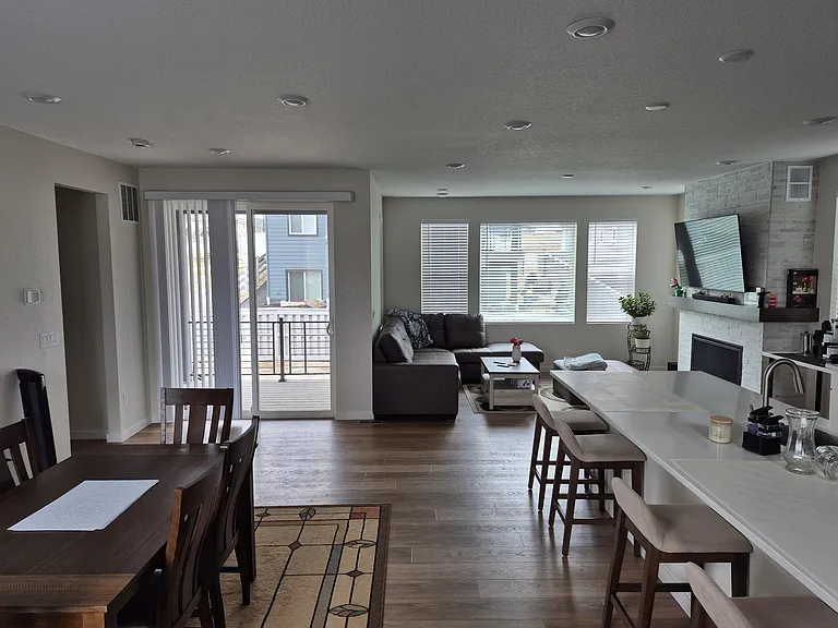11732 Amplify Cir — Photo 14