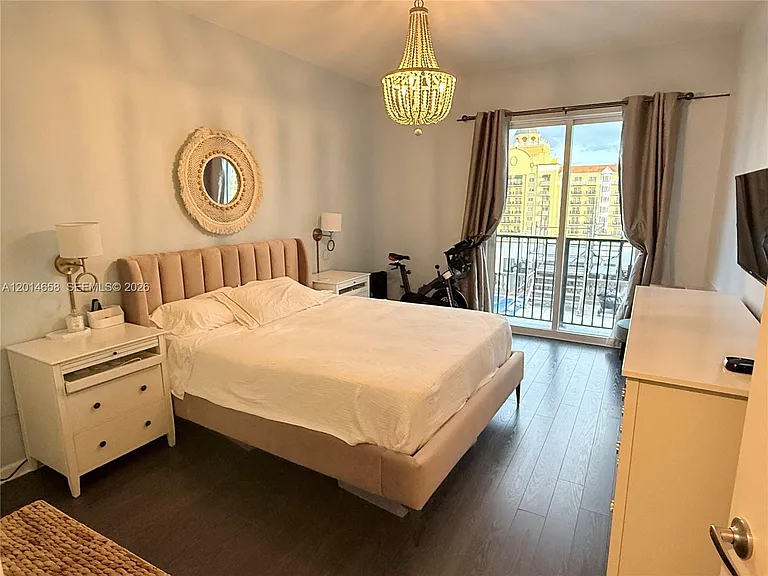10 Aragon Ave #702 — Photo 4
