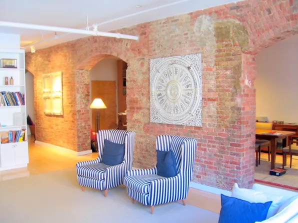 345 West 13th Street image 1 of 5