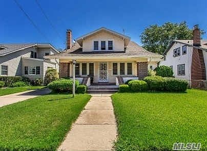 1st image of 2497 Parkview Pl