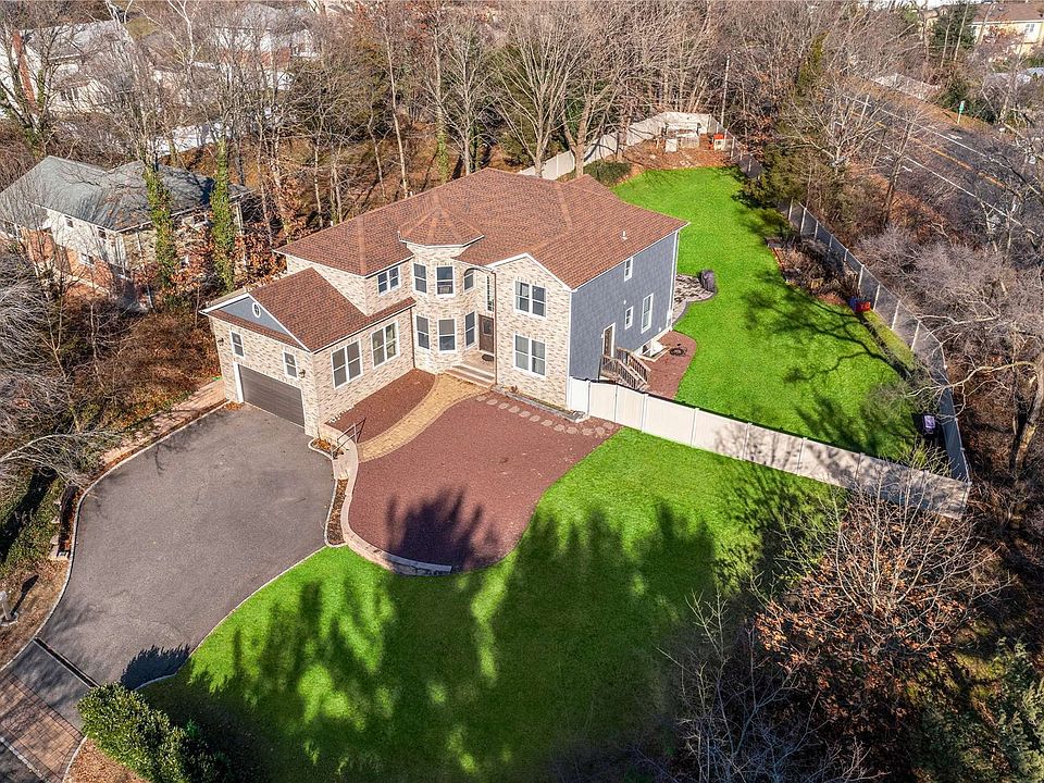 1 Rumford Rd, Kings Park, NY 11754 MLS 3449102 Zillow