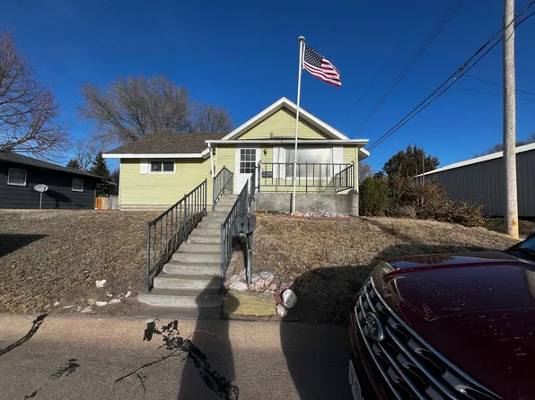 811 W B Street, Ogallala, NE 69153