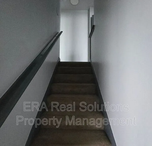 548 S Wayne Ave — Photo 22