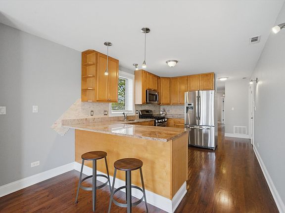 4th image of 7501 W Irving Park Rd APT 2