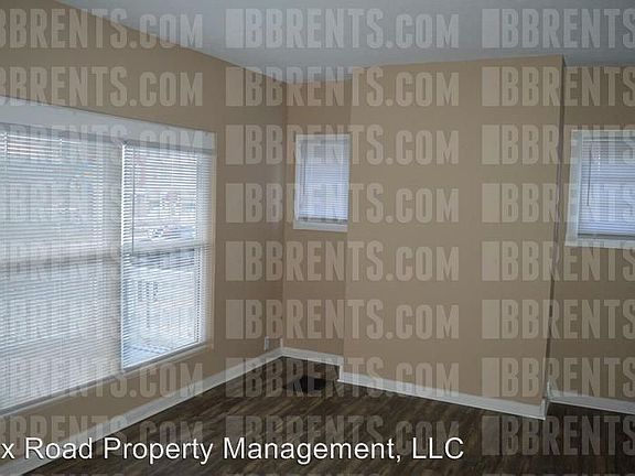 3rd image of 3304 Montana Ave