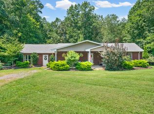 825 Pollard Rd, Clarksville, TN 37042