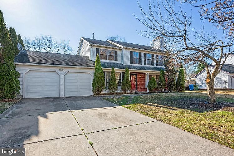 1st image of 122 E Partridge Ln