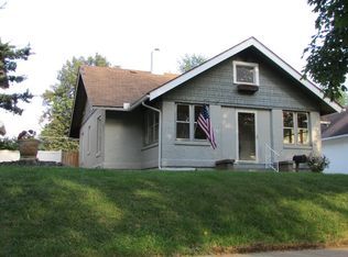 1705 E 13th St, Des Moines, IA 50316