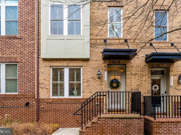 1133 S Lincoln St, Arlington, VA 22204
