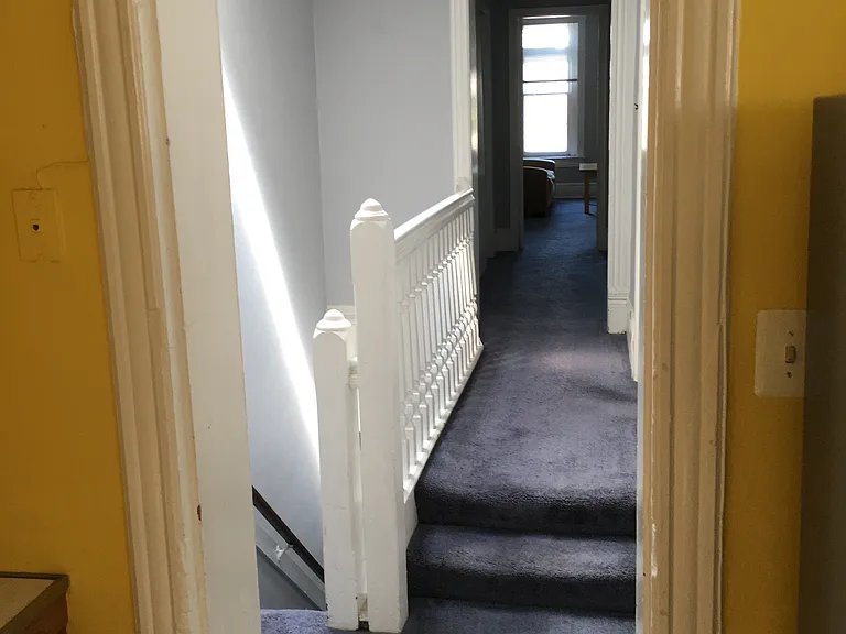 219 C St NE #2 — Photo 10
