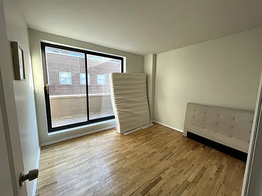 Rented by Akam Sales and Brokerage | media 12