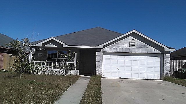1st image of 1552 Res St