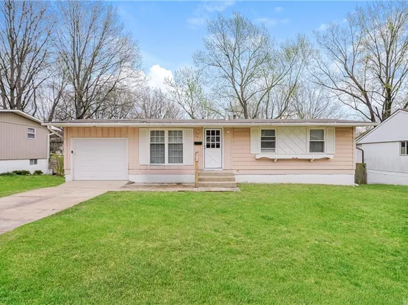 9411 Farley Ave, Kansas City, MO 64138