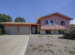 4032 West Dr, Pueblo, CO 81008