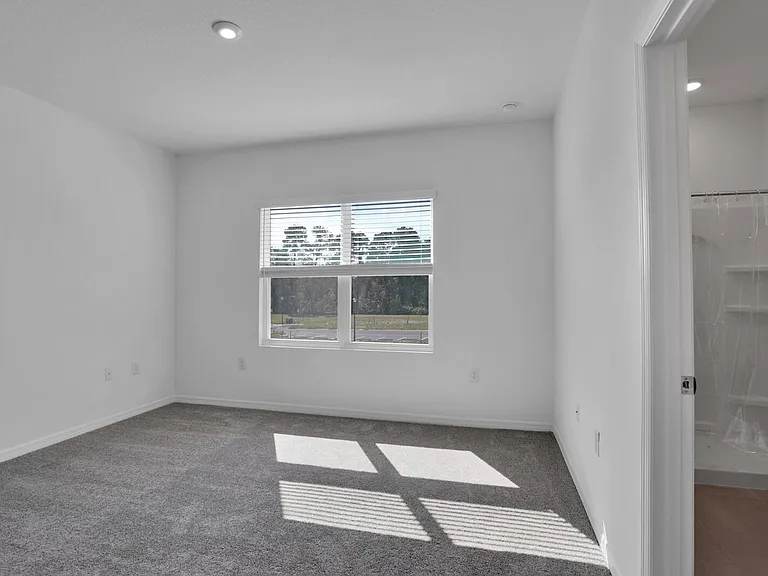 298 Anthony Dr — Photo 10