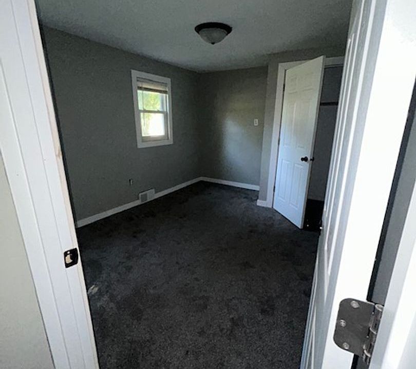 2nd image of 2106 E 30th St N
