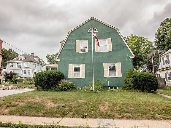 4th image of 15 Maple St