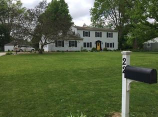 22 Grove Park Dr, Columbia City, IN 46725