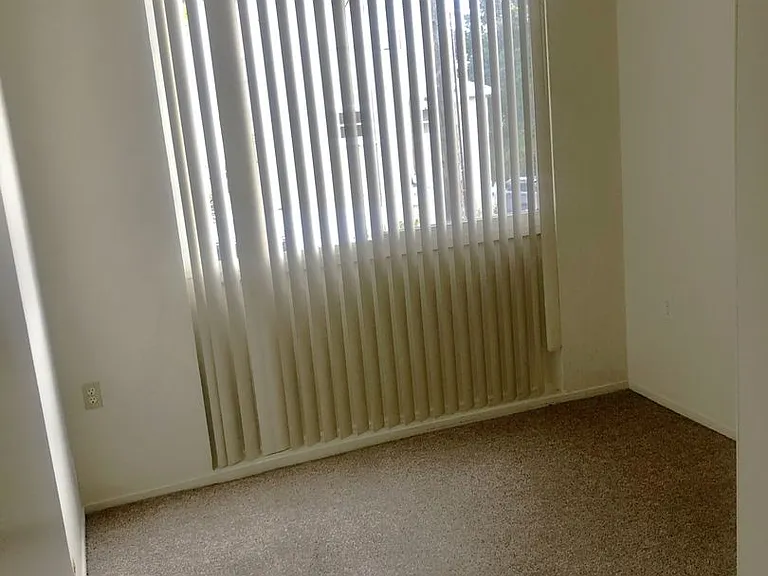 1550 Walnut St #1 — Photo 13