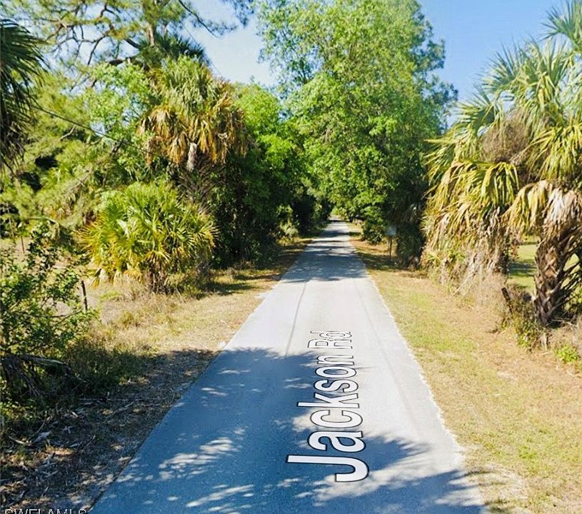 2nd image of 5840 Jackson Rd