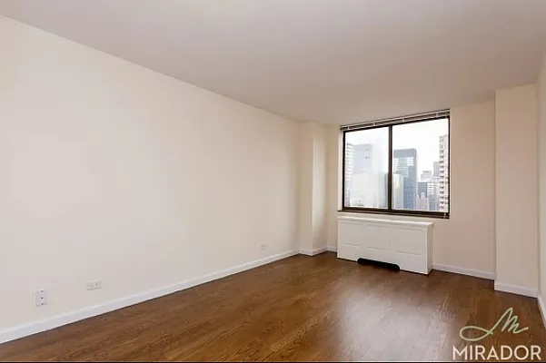 Rented by Mirador Real Estate | media 11