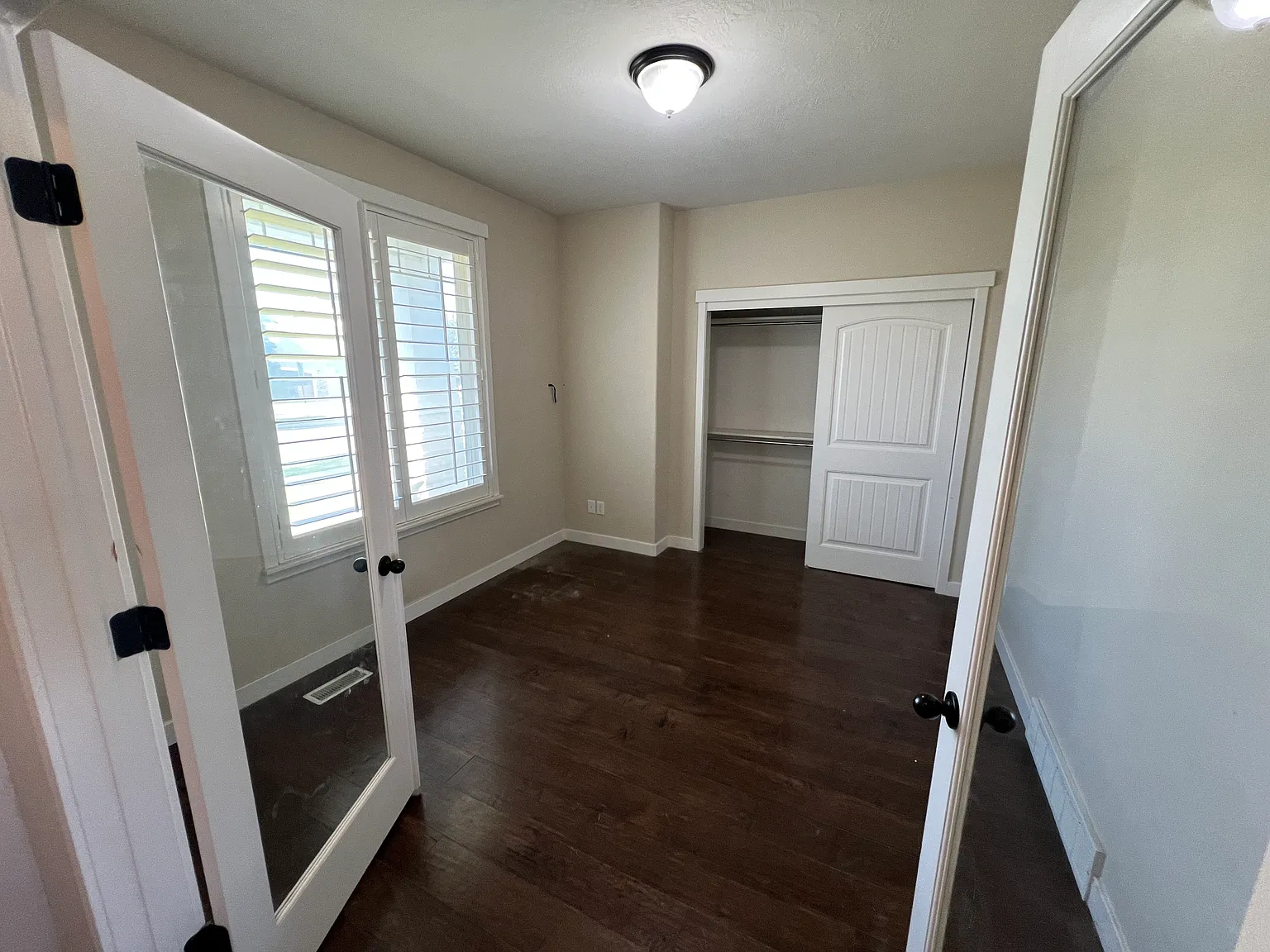 4 bed, 2724 sqft, $2,545 — Photo 3
