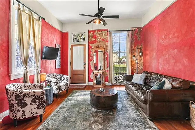1 bed, 1.0 bath, 630 sqft, $1,600 — Photo 3