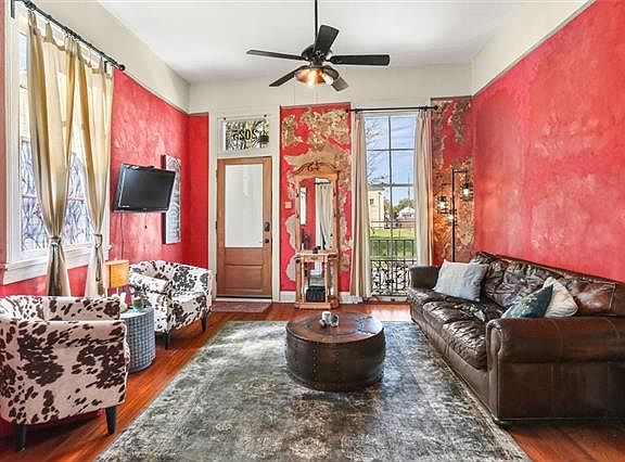 3rd image of 2025 Harmony St