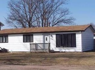 106 Villa Mar Dee Ave, Grand Island, NE 68801