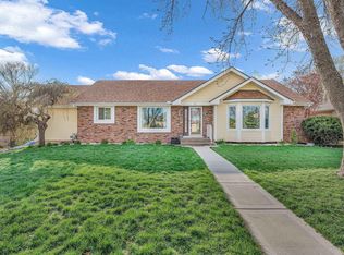 3319 SW Dukeries Rd, Topeka, KS 66614