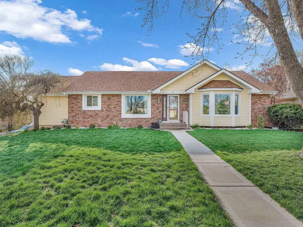 3319 SW Dukeries Rd, Topeka, KS 66614