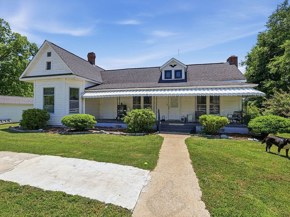 1st image of 220 E Georgia Ave