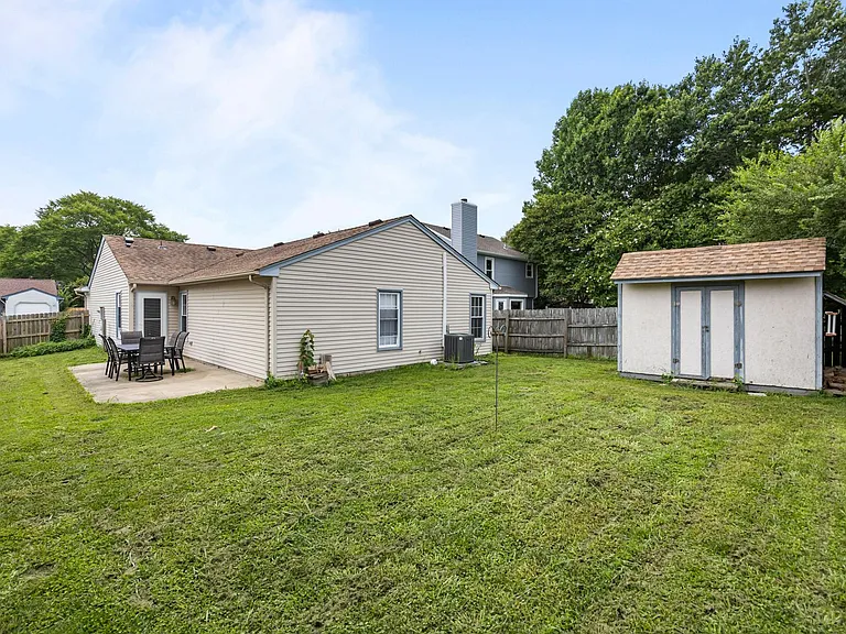 4112 Stillwood Ct — Photo 16