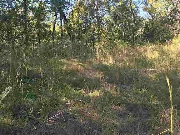 4th image of 167 Riverridge Dr