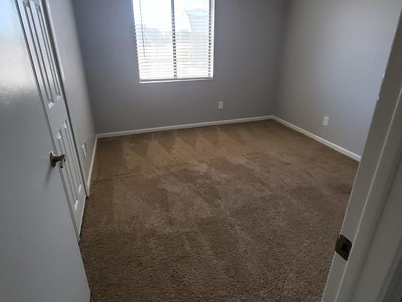 3rd image of 23210 N 86th Ave