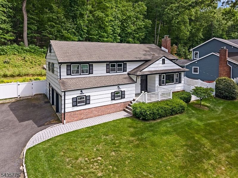 1st image of 45 Molly Stark Dr