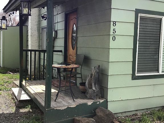 4th image of 850 NW 9th St