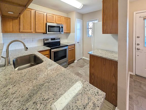 5th image of 168 Merlin Way