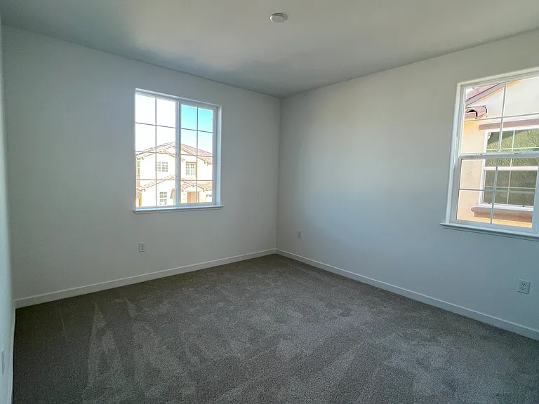 11934 Granzella Way — Photo 13